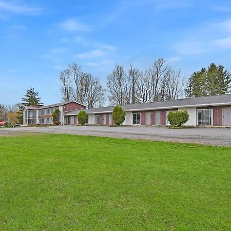Maplehurst Motel Tunkhannock Esterno foto