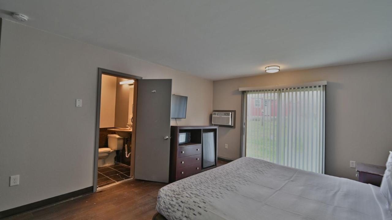 Maplehurst Motel Tunkhannock Esterno foto