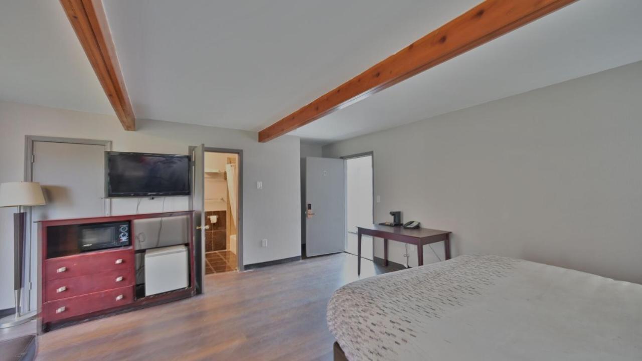 Maplehurst Motel Tunkhannock Esterno foto