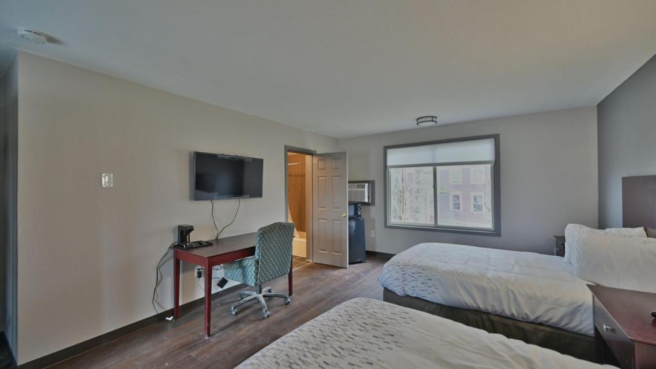 Maplehurst Motel Tunkhannock Esterno foto
